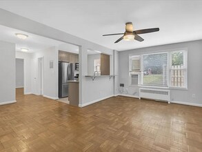 500 S Courthouse Rd, Unit APT 6 in Arlington, VA - Foto de edificio - Building Photo