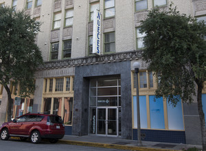 Nueces Lofts in Corpus Christi, TX - Building Photo - Building Photo