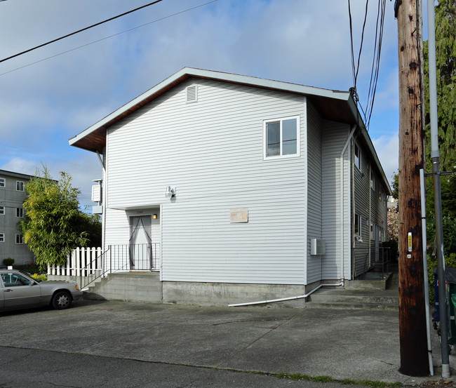 Heidi Apartments in Seattle, WA - Foto de edificio - Building Photo