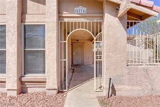 5274 Hibbetts Dr in Las Vegas, NV - Building Photo - Building Photo
