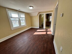 2807 Chestnut St in Toledo, OH - Building Photo - Building Photo