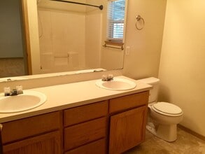 8610 295th St S in Roy, WA - Building Photo - Building Photo