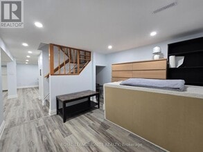 764 Elgin St in Newmarket, ON - Building Photo - Building Photo