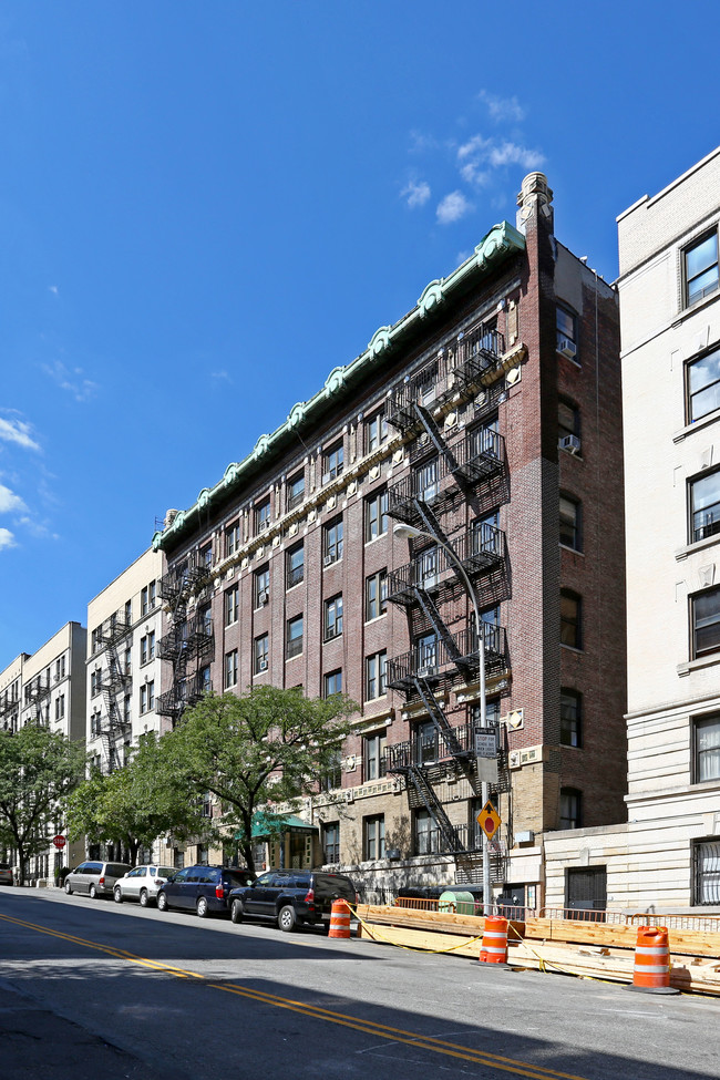 45 Tiemann Place in New York, NY - Building Photo - Building Photo