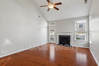 8215 Bridgegate Dr in Huntersville, NC - Building Photo - Building Photo