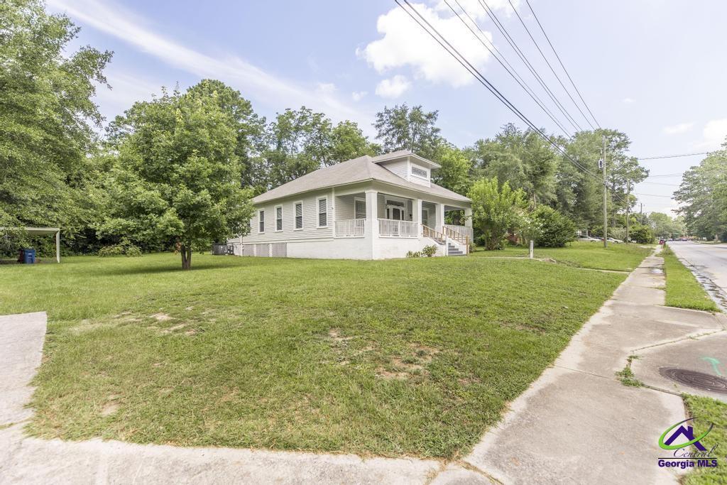1147 Burton Ave in Macon, GA - Building Photo