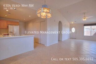 6304 Verdi Way NW in Albuquerque, NM - Building Photo