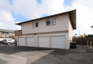 16721 Tunstall Ln in Huntington Beach, CA - Building Photo - Building Photo