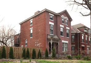 1353 S 2nd St in Louisville, KY - Building Photo