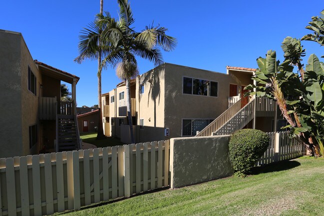 Adams Street Apartments in Carlsbad, CA - Building Photo - Building Photo