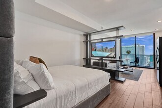 398 NE 5th St, Unit SI ID1504022P in Miami, FL - Building Photo - Building Photo