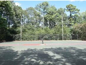 1661 Patton Chapel Rd in Hoover, AL - Building Photo - Building Photo