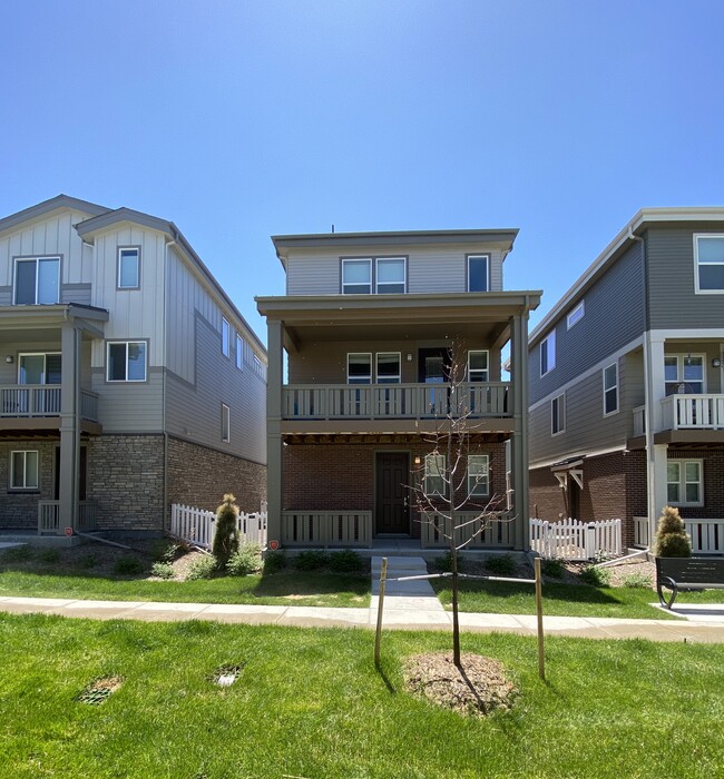 12713 E Dickenson Ave