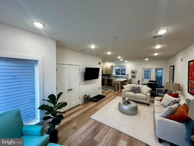 property at 2008 S College Ave