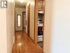 3610 Roxborough Blvd in Windsor, ON - Building Photo - Building Photo