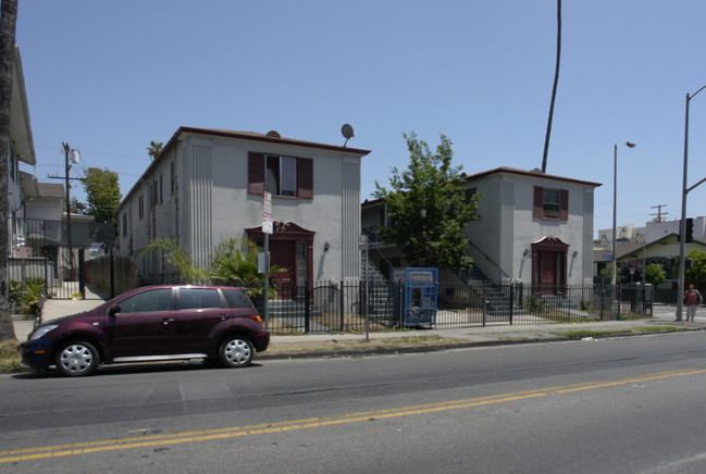 100 N Normandie Ave in Los Angeles, CA - Foto de edificio - Building Photo