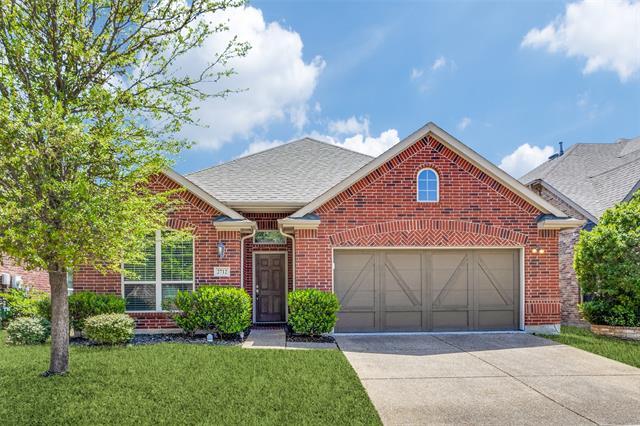 2712 Cole Castle Dr in Lewisville, TX - Building Photo