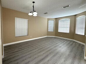 5040 Walnut Ridge Dr in Orlando, FL - Building Photo - Building Photo