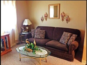 741 Streeter Dr in North Sioux City, SD - Building Photo - Building Photo