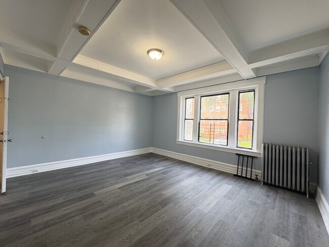 85 Carnegie Ave, Unit 1 in East Orange, NJ - Building Photo - Building Photo
