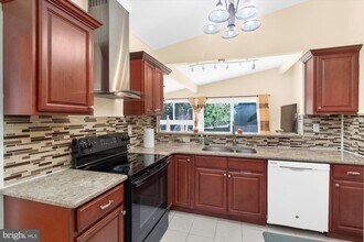 108 Anderson Rd in King of Prussia, PA - Building Photo - Building Photo