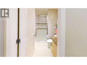 9133 Hemlock Dr in Richmond, BC - Building Photo - Building Photo