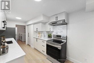 168 Gosling Cres in Ottawa, ON - Building Photo - Building Photo
