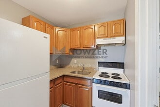 112 Clark St, Unit 2 in New Bedford, MA - Building Photo - Building Photo