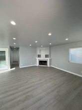 487 Houston Dr in Thousand Oaks, CA - Building Photo - Building Photo