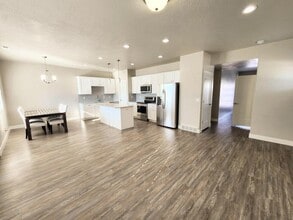 277 E 1500 N St in Harrisville, UT - Building Photo - Building Photo