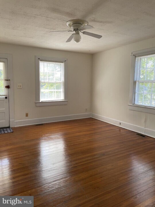 1417 Hanover St-Unit -APT A in Fredericksburg, VA - Building Photo