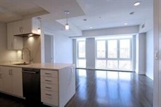262 Monsignor O'Brien Hwy in Cambridge, MA - Building Photo - Building Photo