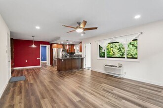 836 Ronda Sevilla in Laguna Woods, CA - Building Photo - Building Photo