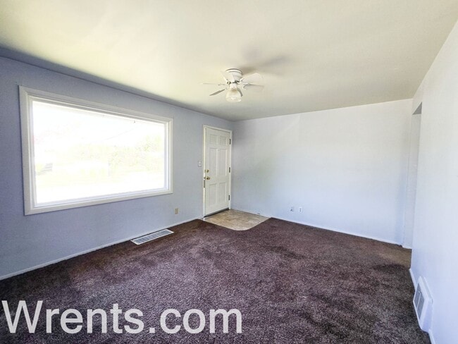 5907 N Braeburn Dr in Spokane, WA - Building Photo - Building Photo