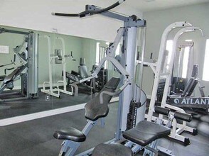 816 NW 11th St in Miami, FL - Building Photo - Building Photo