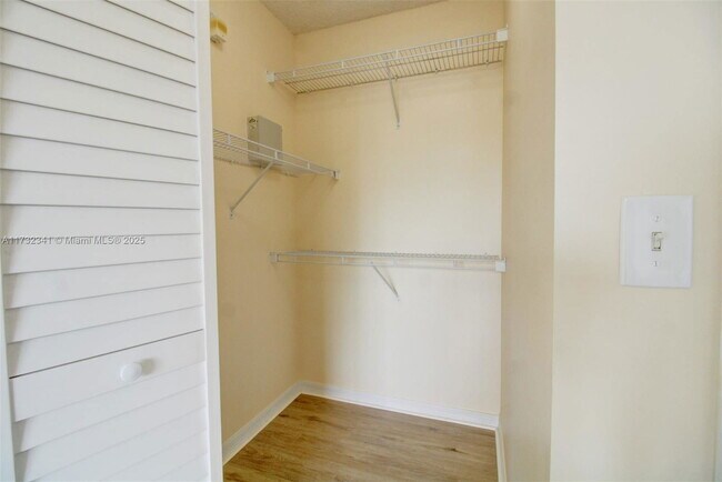 2205 SE 23rd Rd in Homestead, FL - Building Photo - Building Photo