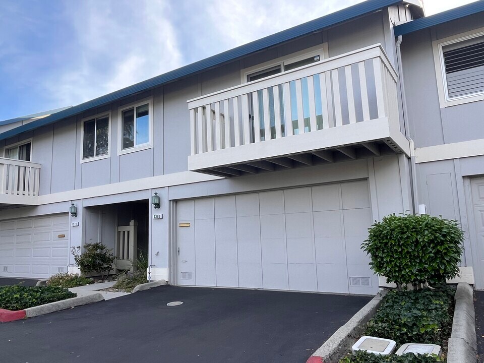 1369 Cherrywood Sq in San Jose, CA - Building Photo