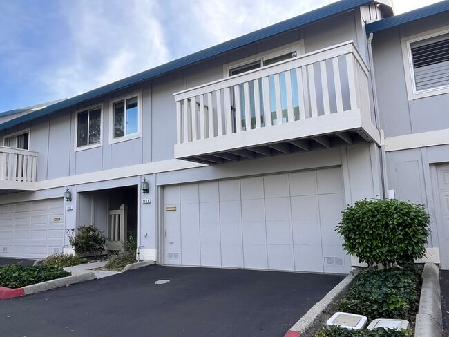 property at 1369 Cherrywood Sq