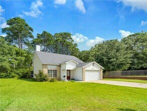 1061 Quail Hollow Dr in Mary Esther, FL - Building Photo - Building Photo