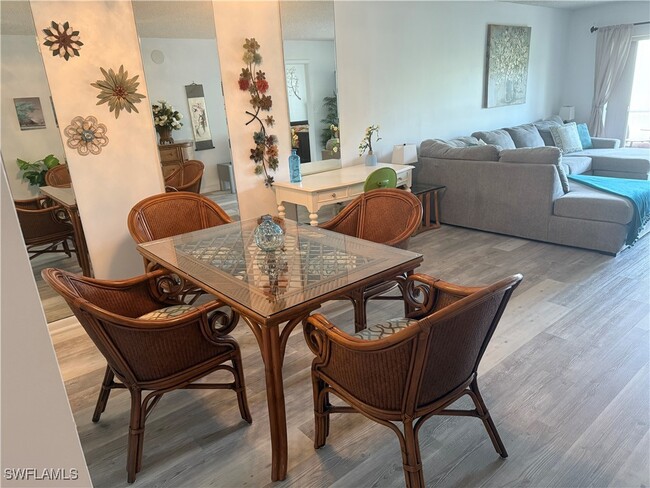 5535 Rattlesnake Hammock Rd in Naples, FL - Building Photo - Building Photo