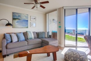 190 Del Mar Shores Terrace in Solana Beach, CA - Building Photo - Building Photo