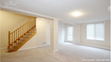2280 Baronwood Dr in Oakville, ON - Building Photo - Building Photo