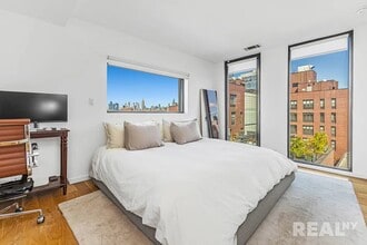 50 N 1st St in Brooklyn, NY - Building Photo - Building Photo