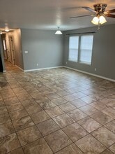 1614 College Street, Unit B in Webb City, MO - Building Photo - Building Photo