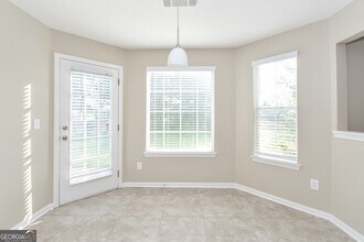9530 Deer Crossing Ln in Jonesboro, GA - Building Photo - Building Photo
