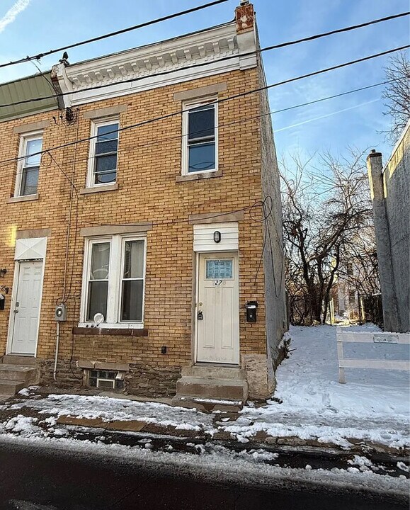 25 E Abbottsford Ave in Philadelphia, PA - Foto de edificio