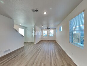 23571 E 2nd Pl in Aurora, CO - Building Photo - Building Photo