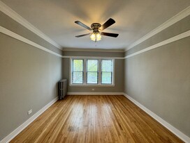 2607 N Kostner Ave, Unit 1 in Chicago, IL - Building Photo
