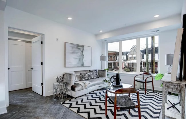 property at 1001 Bryant St NE