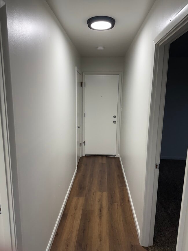 374 Lynn Dr, Unit 2 in Manteno, IL - Foto de edificio - Building Photo